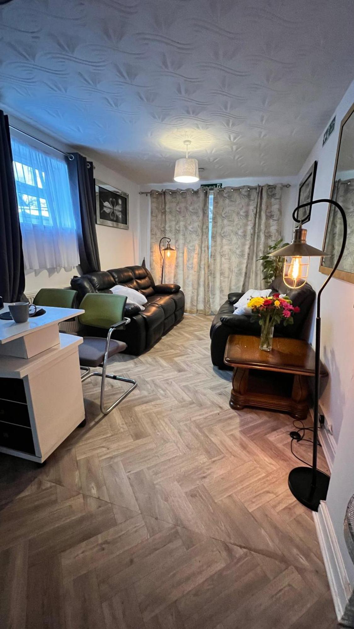 Steyn Guest Lodge High Wycombe